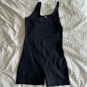 Aritzia TnAction Black Sleeveless Romper
